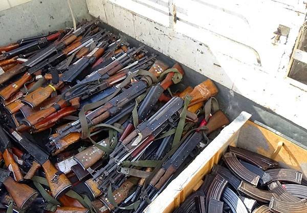 The militants also turned over their cache of ammos to the authoritie