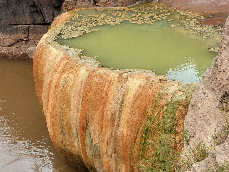 Pumpkin Spring, a natural hot spring inside Arizona's Grand Canyon, photographed on May 26, 2009. New development just miles from the world famous landmark threaten the site's natural springs and pristine beauty. (Flickr / Alan English CPA)