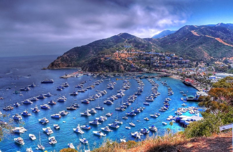 Dozens of boats float in the bay of Catalina Island, California on September 11, 2010. Is Catalina island sinking into the ocean thanks to global warming? Science suggests, yes. (Flickr / lpotatol)