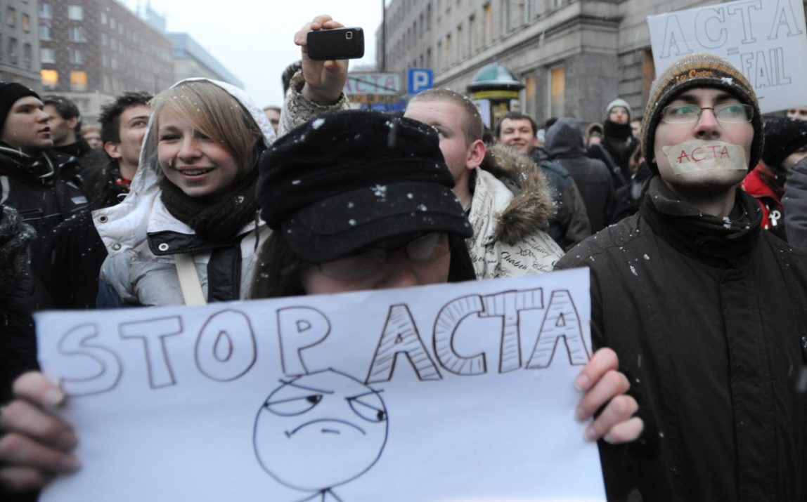 Polish websites to go dark to protest ACTA