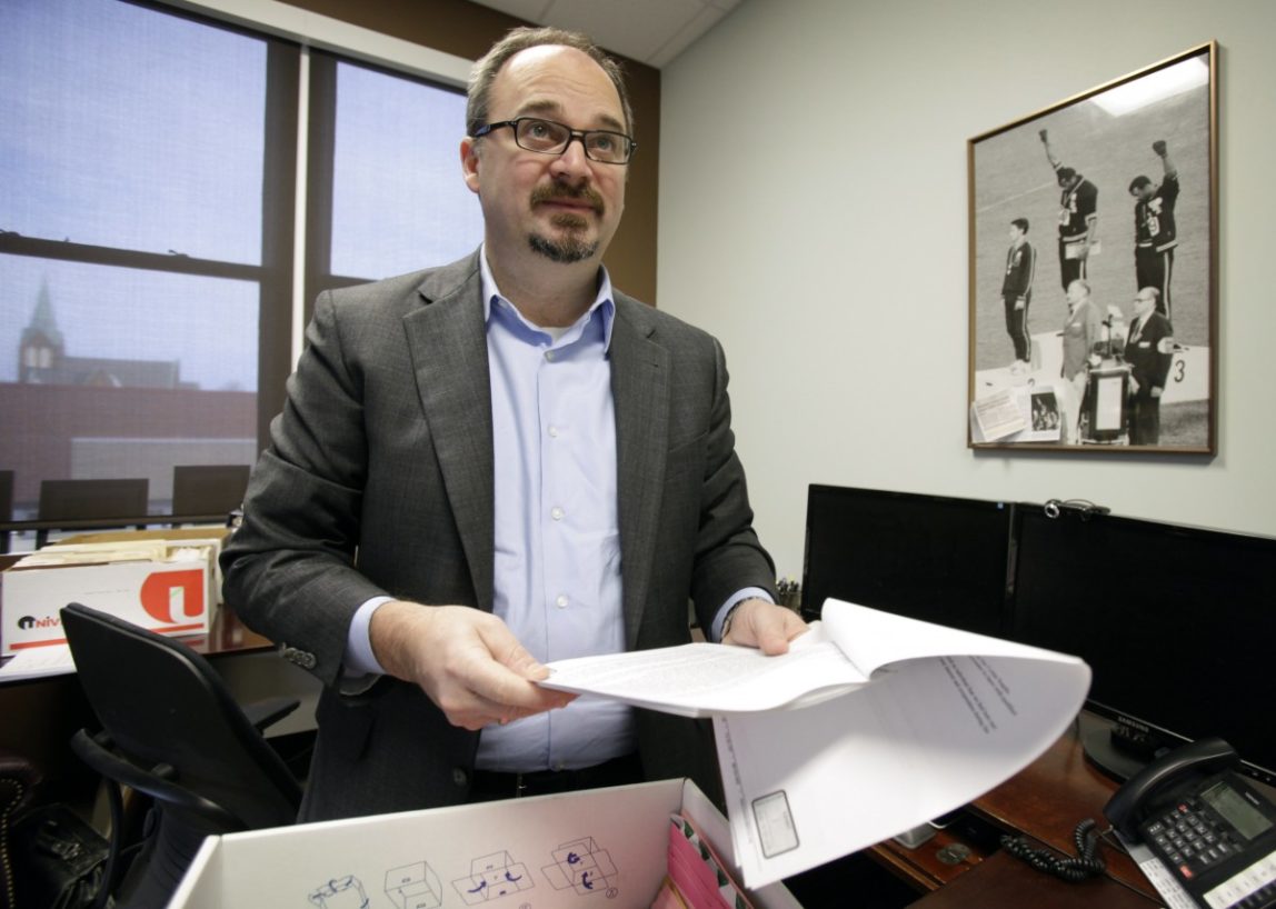 Denied government jobs, blacks in Iowa test new bias theory