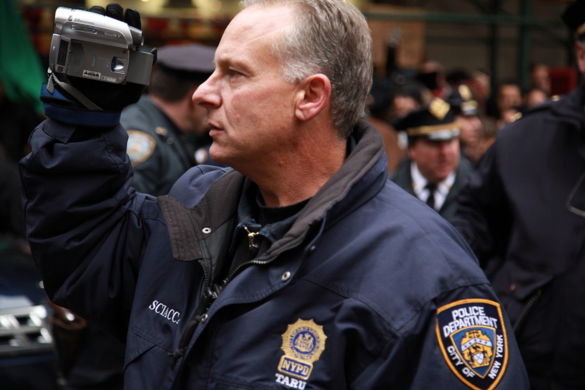 E police. NYPD. Strategic response Group.