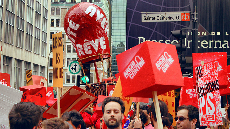 Over 200,000 students from all over Québec protesting against the tuition fee hikes walked down the streets of Montreal on March 22, 2012. (Photo by Tina Mailhot-Roberge)