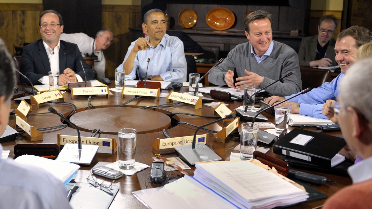 World leaders attend the first working session of the G-8 Summit at Camp David, Md,, Saturday, May 19, 2012. From left are French President Francois Hollande, U.S. President Barack Obama, British Prime Minister David Cameron and Russian Prime Minister Dmitri Medvedev. (AP Photo/Philippe Wojazer, Pool)