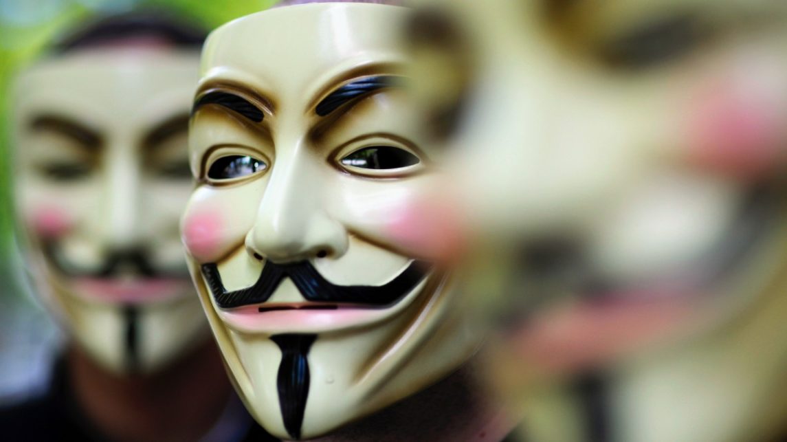 Anonymous Identified 900 ISIS-Related Twitter Accounts And Now They’ve Been Suspended