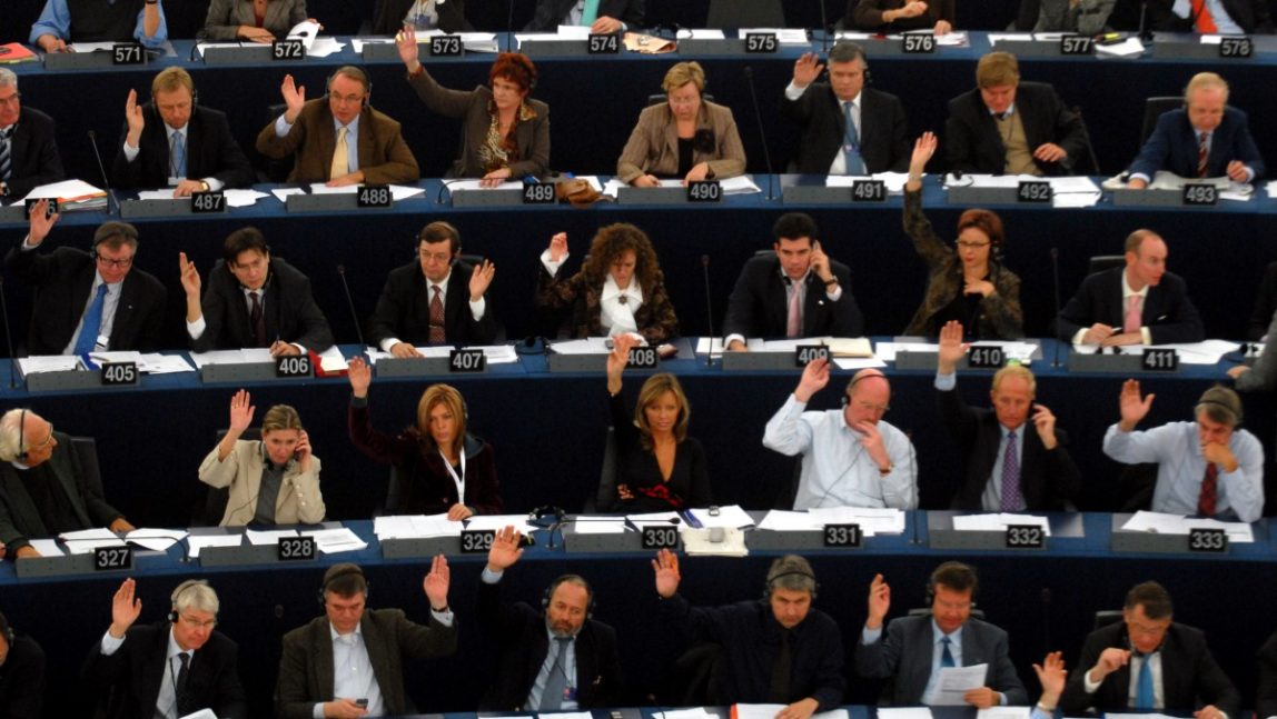 Members of the European Parliament vote on a EU Services Directive bill at the European Parliament in Strasbourg, eastern France Wednesday, Nov. 15, 2006. (AP Photo/Christian Lutz)