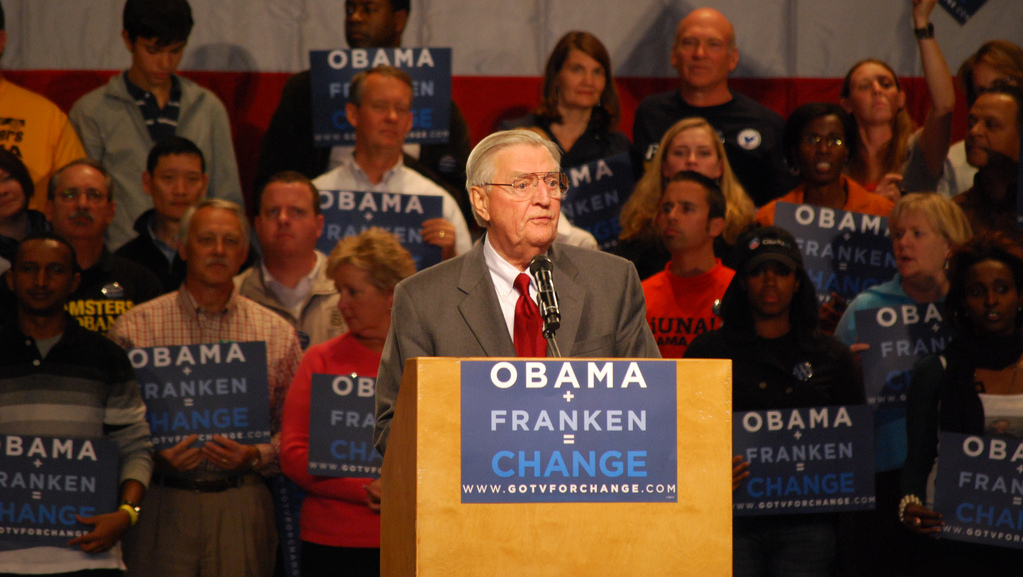 Former Vice President Walter Mondale addresses a crowded Minneapolis, Minn. Convention Center at a rally for Democratic Senatorial candidate Al Franken, Oct. 30, 2008. (Photo by Shawn T. Perry)