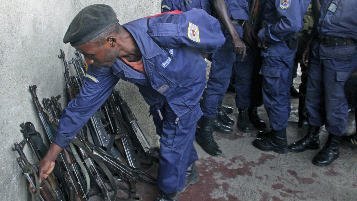 Congo In Rebel Push Civilians Displaced