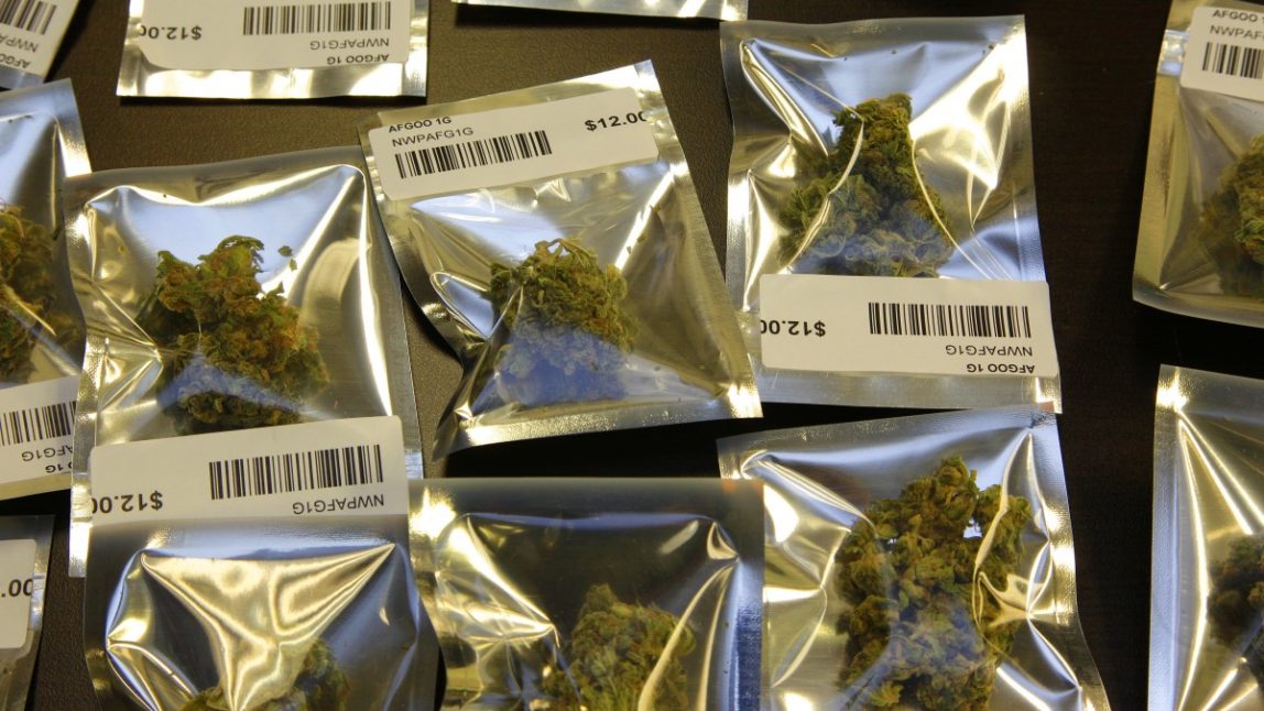While Arresting Thousands Of Pot Smokers Daily, Feds Supply 4 Patients With Legal Marijuana
