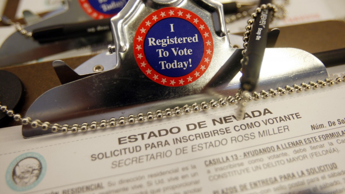A Nevada registration form is pictured at the Lloyd D. George federal courthouse in Las Vegas, Friday, Aug. 22, 2008. (AP Photo/Isaac Brekken)