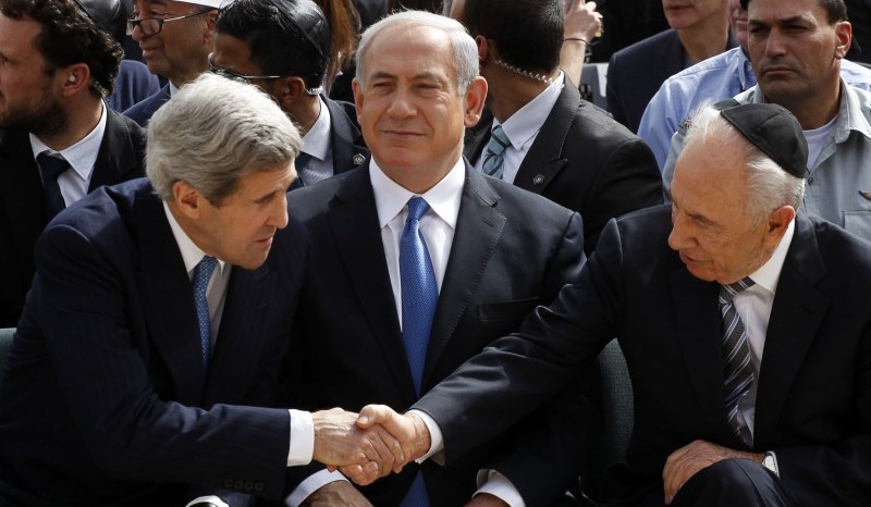 Netanyahu, John Kerry, Shimon Peres