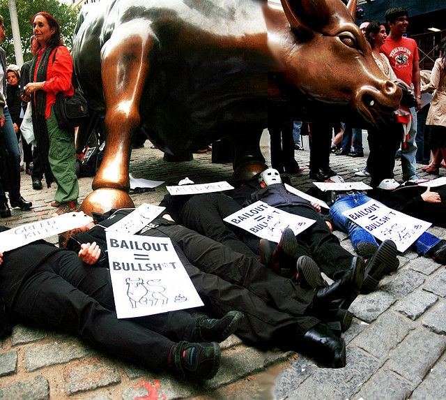 Wall Street protesters denouncing the taxpayer bailout of "too-big-to-fail" banks. (Photo: A. Golden/ Creative Commons/ Flickr)