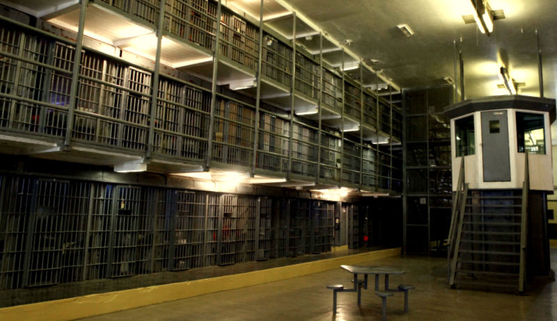 Private US Prisons Break Most Rules And It’s The Govt’s Fault