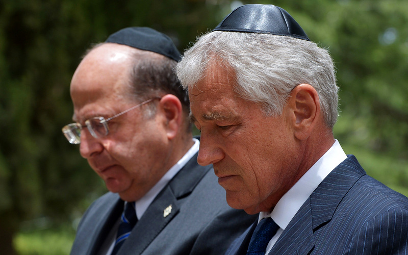 Chuck Hagel, Moshe Yaalon