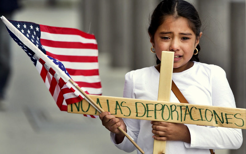 Obama Border “Surge” Restarts Family Detention, Fast-Tracks Deportation Of Children