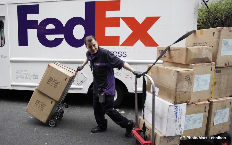 Earns FedEx