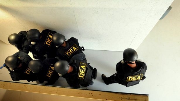 DEA-raid