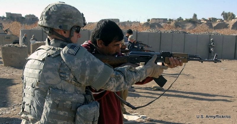 US Army personall train future Iraqi soldiers.