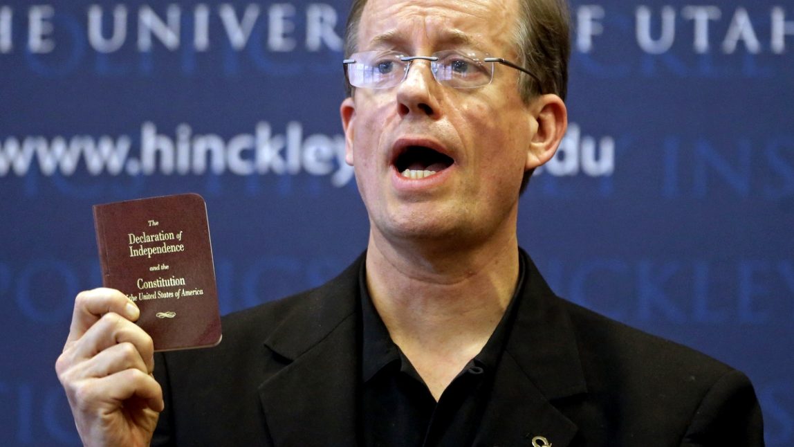 Leaked Docs Reveal FBI Use Of National Security Letters To Spy On Journalists