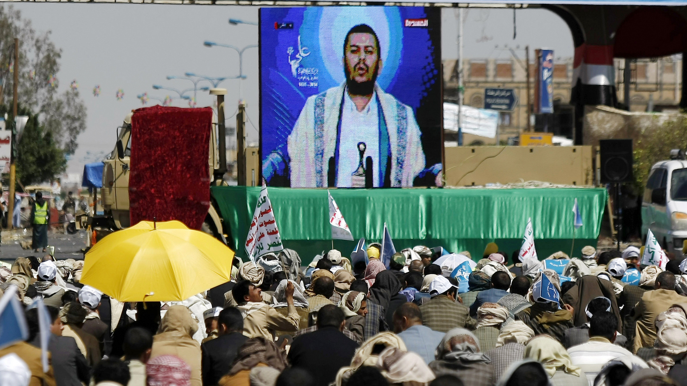 YemenMembers of the Houthi Shiite group watch a televised speech by the leader of Abdul-Malik al-Houthi, as they attend the annual Eid al-Ghadir festival in Sanaa, Yemen, Sunday, Oct. 12, 2014.   Photo: Hani Mohammed/AP