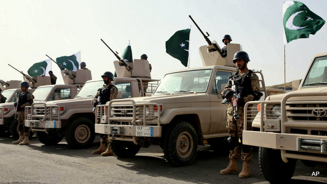 Royal Saudi Land Forces and units of Special Forces of the Pakistani army take part in a joint military exercise called "Al-Samsam 5" in Shamrakh field, north of Baha region, southwest Saudi Arabia.