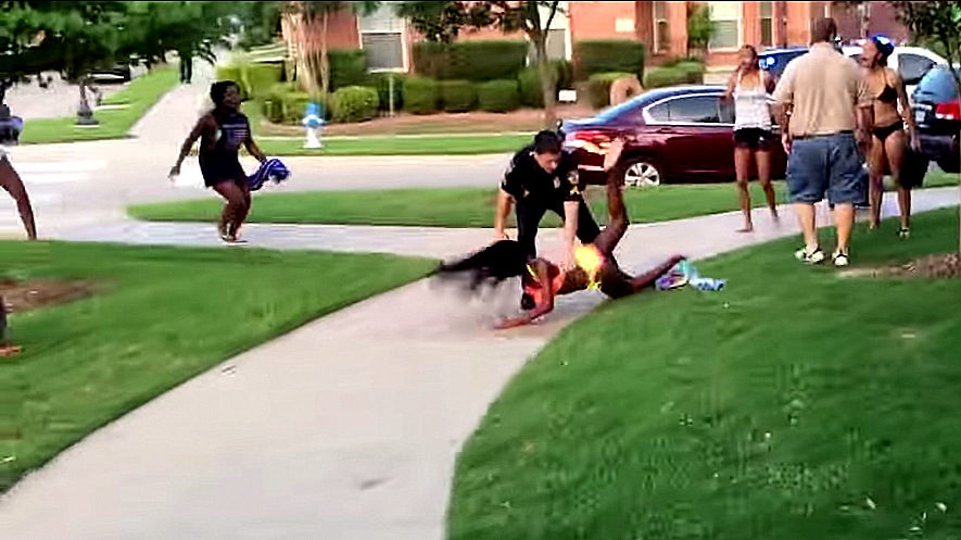 Texas officer throws teen girl to the ground