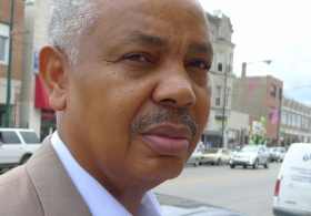 Lorenzo Davis, 65, was the only supervisor at Chicago’s Independent Police Review Authority who resisted orders to change findings about shootings, according to an evaluation by IPRA obtained by WBEZ. Since 2007, IPRA has investigated nearly 400 civilian shootings by officers and found one to be unjustified.