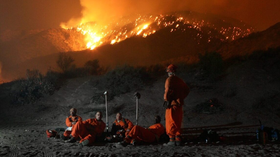4,000 Prison Inmates Fighting California Wildfires For $2 Per Day