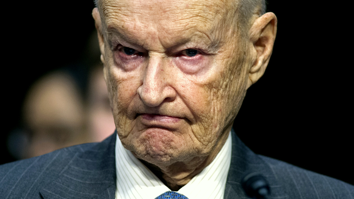 Zbigniew Brzezinski, counselor and trustee, Center For Strategic And International Studies, testifies on Capitol Hill in Washington, Wednesday, Jan. 21, 2015, before the Senate Armed Services Committee's hearing to examine global challenges and US national security strategy. (AP Photo/Cliff Owen)