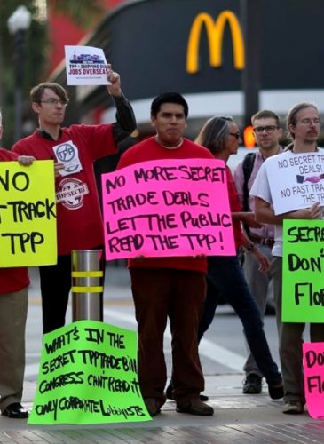 Labor leaders, environmental groups and lawmakers rally against fast-track authority for secretive trade pact