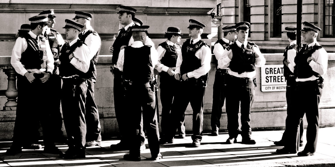 A group of London's Metropolitan Police force in uniform. (Flickr / Ramon Rosati)