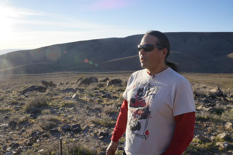 Ian Zaparte at the base of the Yucca Mountain (Photo: Derrick Broze/MintPress News)