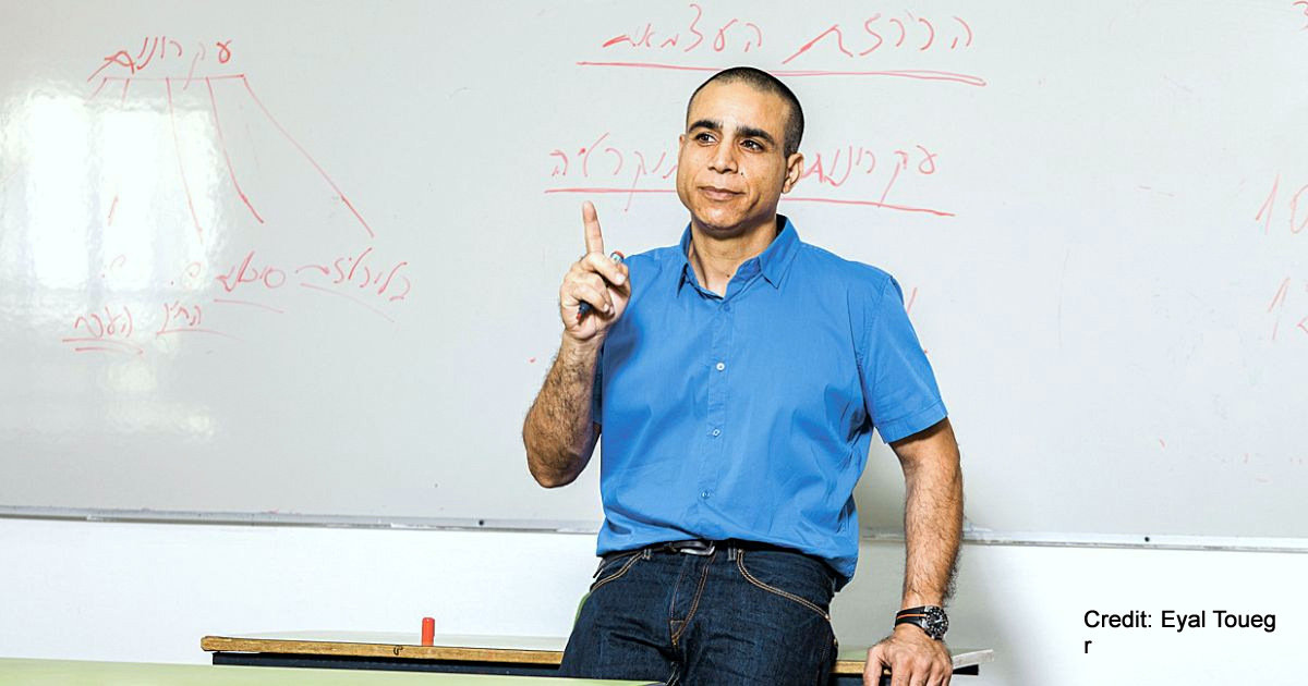 Former Shin Bet agent, Yizhar David, teaching high school citizenship class.