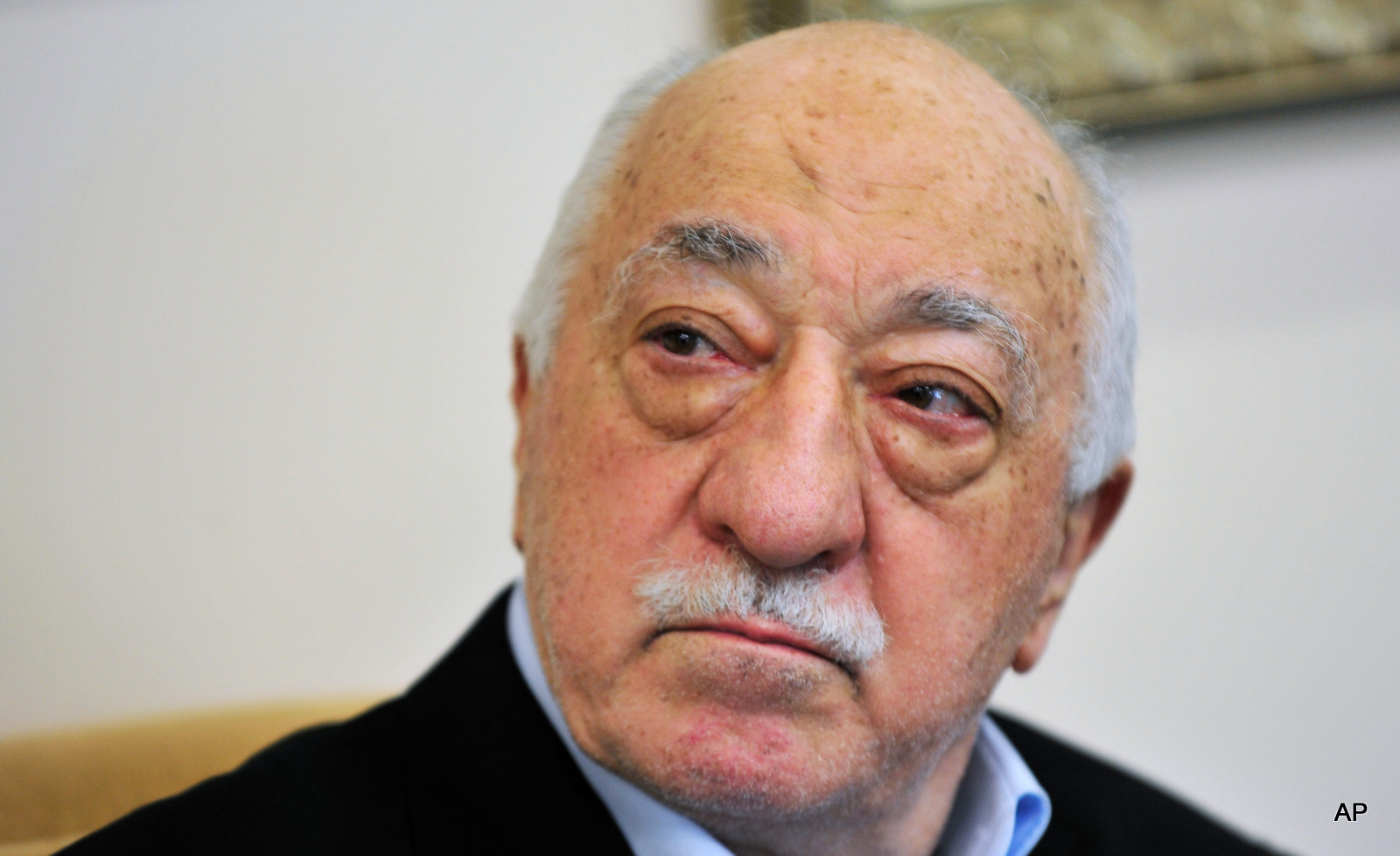 Fethullah Gulen speaks to members of the media at his compound, Sunday, July 17, 2016, in Saylorsburg, Pa. Turkish officials have blamed a failed coup attempt on Gulen, who has longstanding ties to the CIA, denies the accusation. 