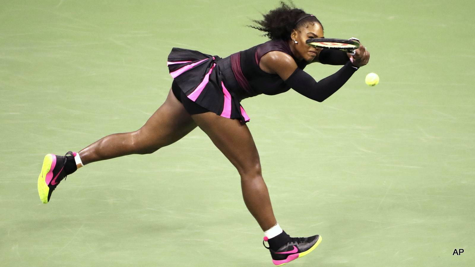 Serena Williams returns a shot to Karolina Pliskova, of the Czech Republic, during the semifinals of the U.S. Open tennis tournament, Thursday, Sept. 8, 2016, in New York.