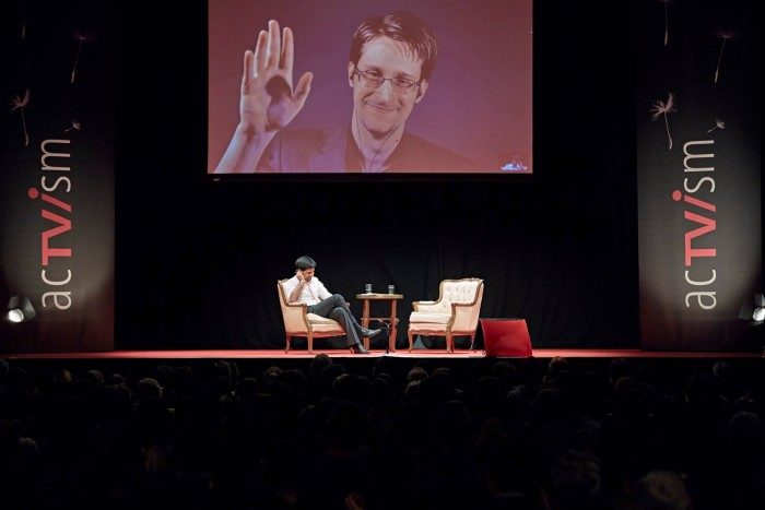 Video: Media Blacks Out Edward Snowden’s Talk On COINTELPRO & History Of Mass Surveillance