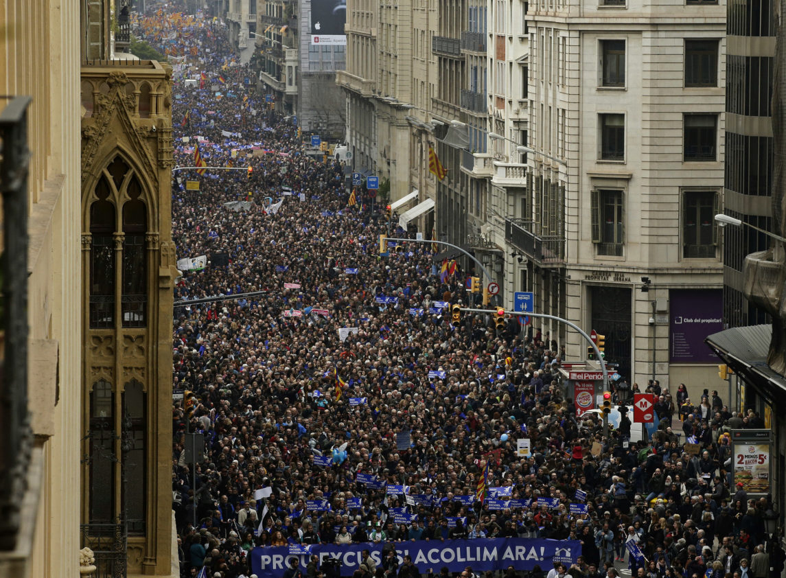 Huge Crowds Gather In Spain To Demand Conservative Gov. Take In More Refugees