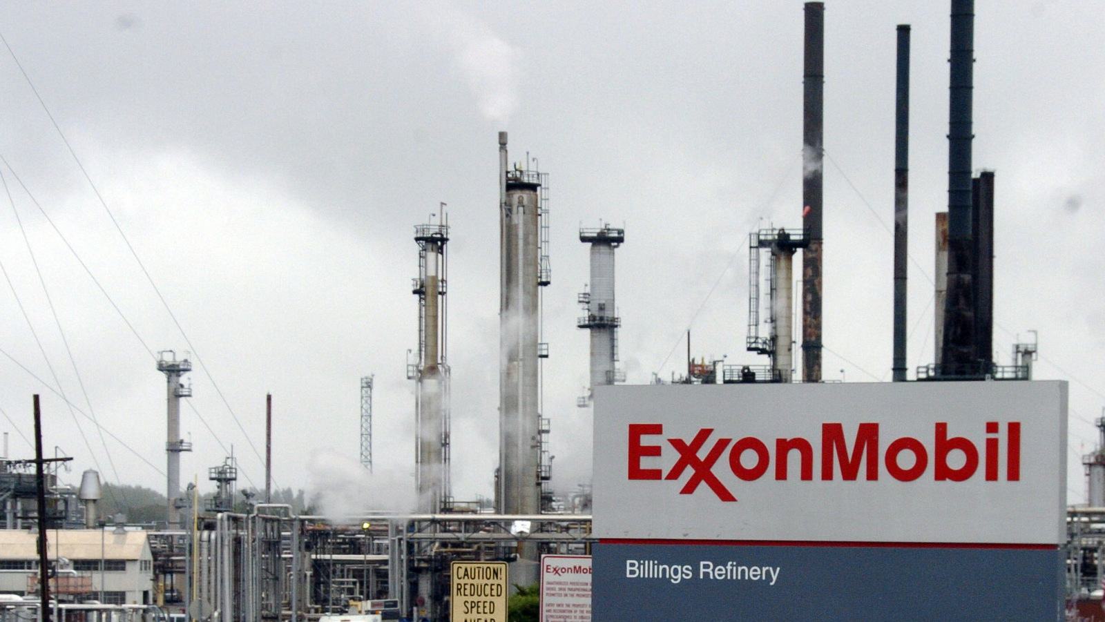 Exxon Mobil's Billings Refinery in Billings, Mont.  (AP/Matthew Brown)