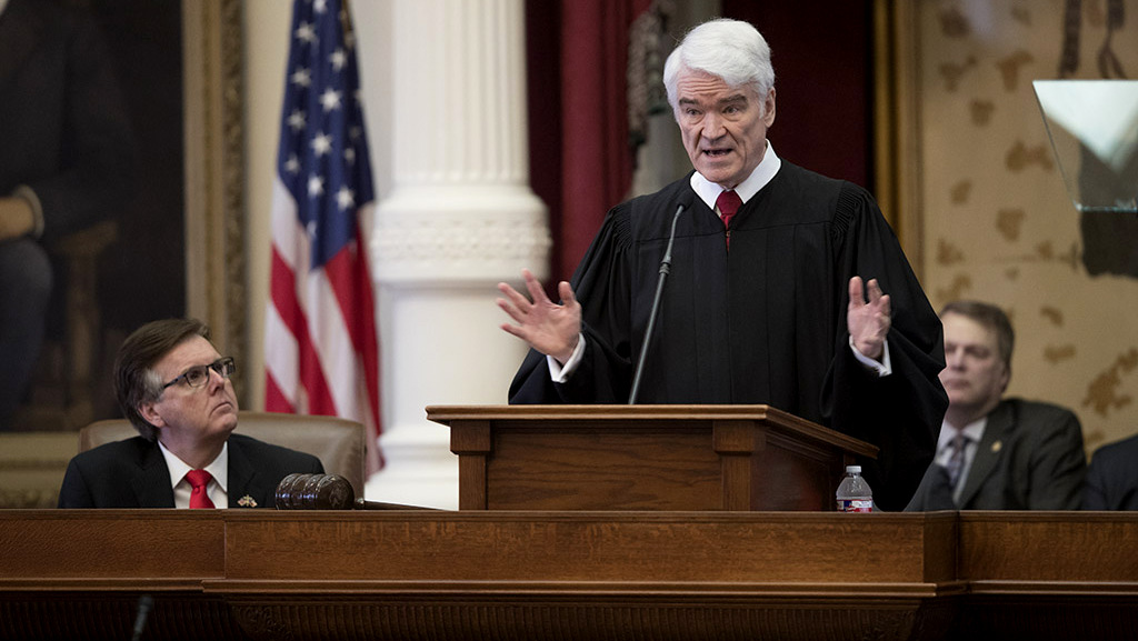  Texas Chief Justice Nathan Hecht presents his State of the Judiciary speech to a joint session of the 85th Texas Legislature. (Photo: Bob Daemmrich/Texas Tribune)