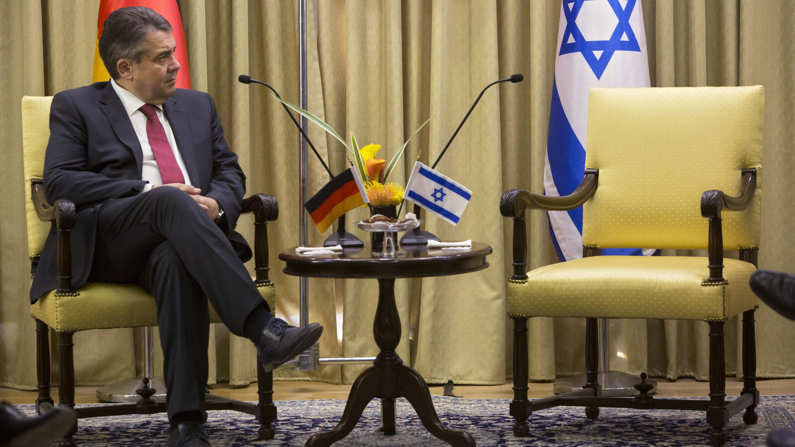 German Foreign Minister, Sigmar Gabriel looks on during his meeting with Israel's President, Reuven Rivlin at the President's residence in Jerusalem, April 25, 2017. (AP/Sebastian Scheiner)
