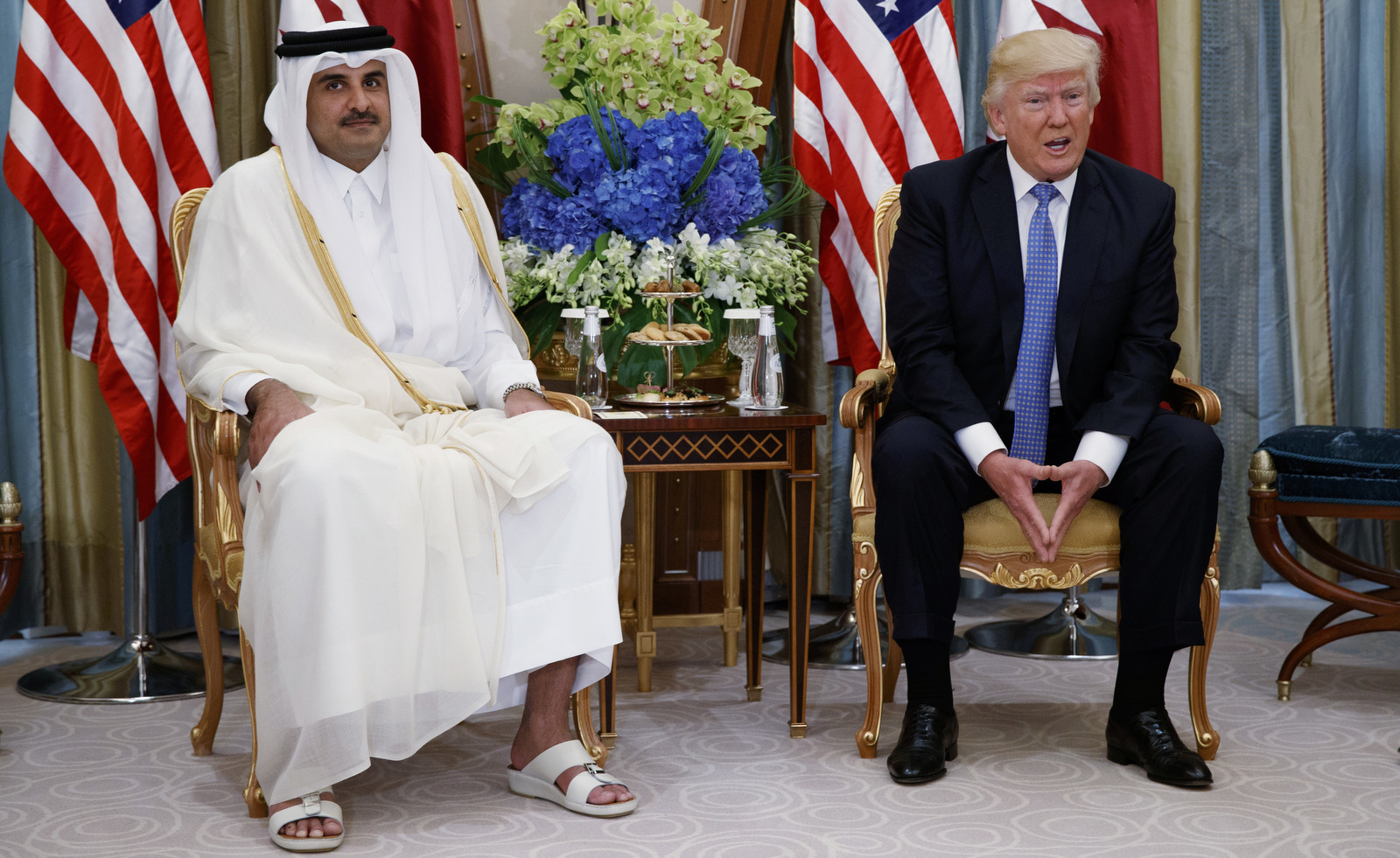 President Donald Trump, right, holds a meeting with Qatar's Emir Sheikh Tamim Bin Hamad Al-Thani, in Riyadh, Saudi Arabia, May 21, 2017. (AP/Evan Vucci)