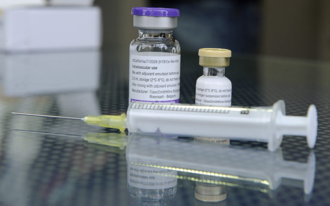 Австралия выпускает штрафы родителям, которые не вакцинируют своих детей