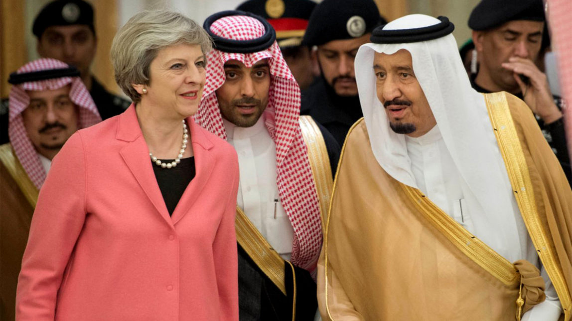Saudi King Salman, right, receives British Prime Minister Theresa May, in Riyadh, Saudi Arabia, Wednesday, April 5, 2017. (AP Photo)