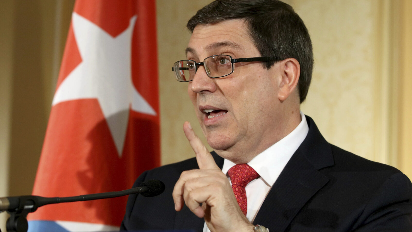 Cuban Foreign Minister Bruno Rodriguez Parilla addresses the media during a news conference in Vienna, Austria, June 19, 2017. (AP/Ronald Zak)