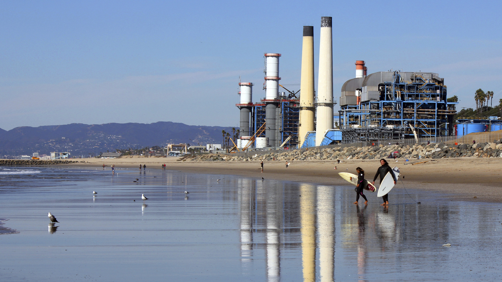 California Communities Facing Rising Sea Level Sue Big Oil For Damage Done