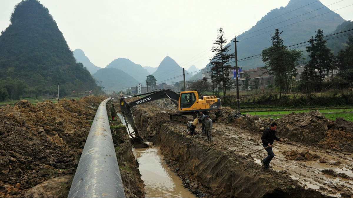 Construction on the China-Myanmar pipeline.(Imaginechina/AP)