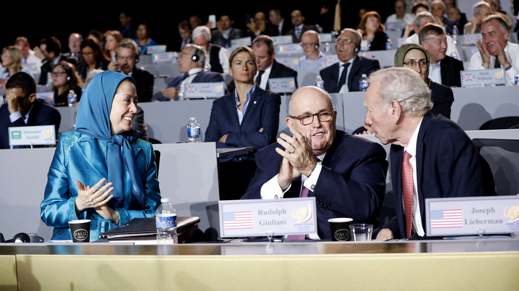 MEK Maryam Rajavi y Rudy Giuliani