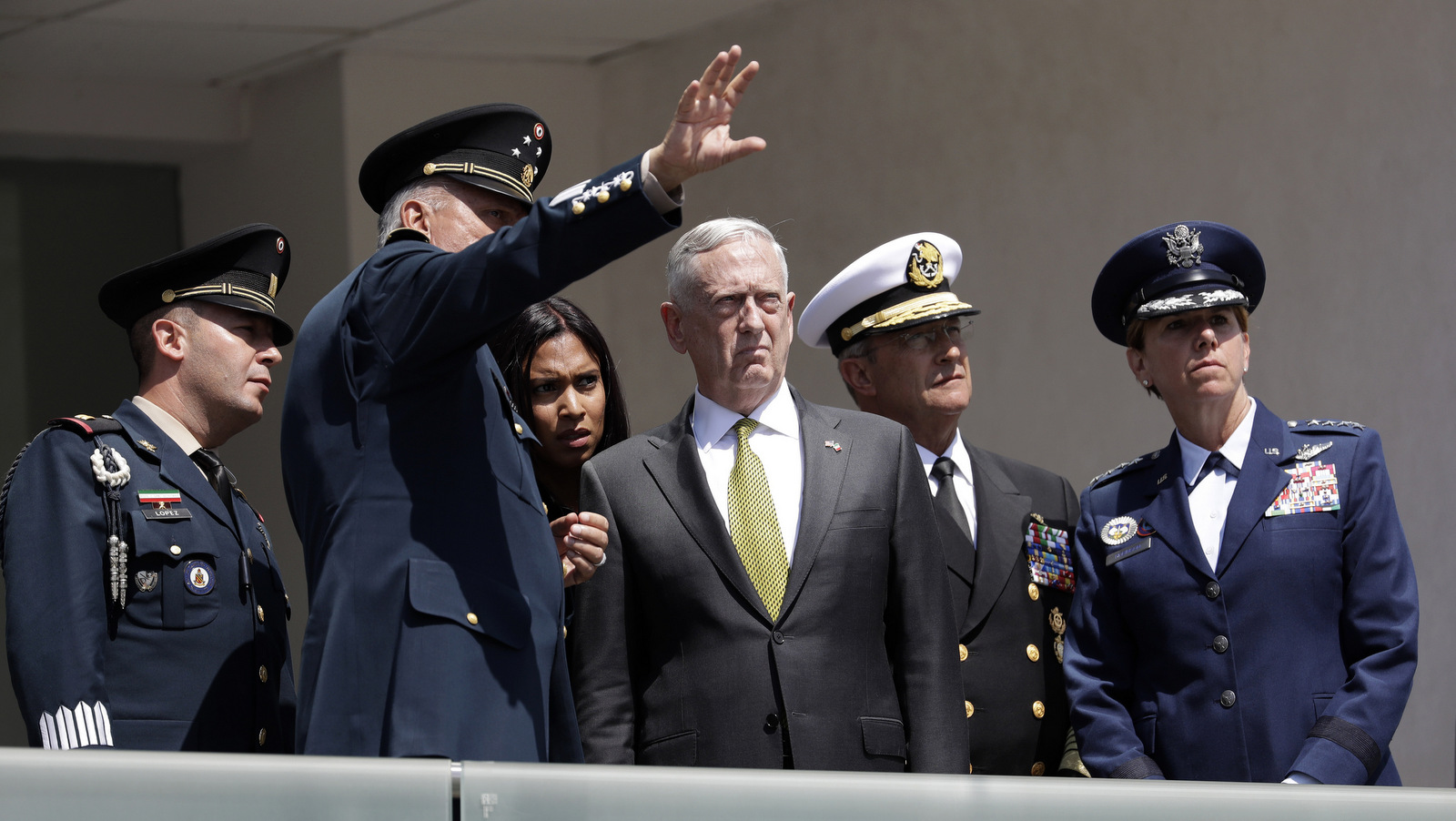 Mexico's Defense Secretary Gen. Salvador Cienfuegos Zepeda gestures as U.S. Defense Secretary Jim Mattis, center, listens during a reception ceremony in Mexico City, Sept. 15, 2017. Mattis was meeting with senior Mexican government officials in the capital on the eve of Mexico's national Independence Day. (AP/Rebecca Blackwell)