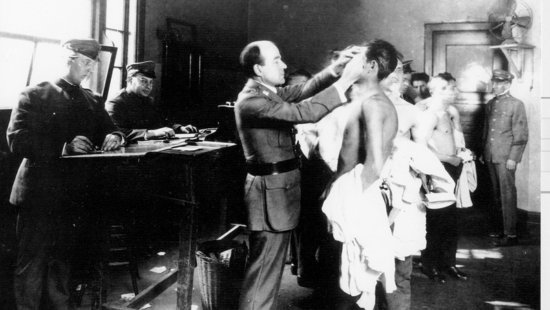 The US Once Locked up White Australians Like Australia Does to Asylum Seekers Today