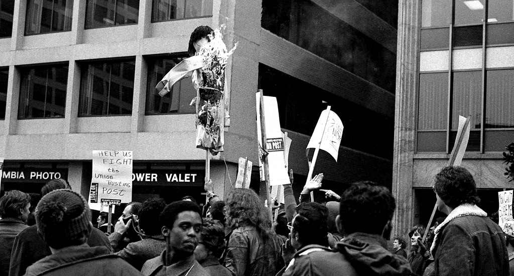 Over 1,000 striking pressmen and supporters stage a march and rally on the one year anniversary of the Pressman's strike on October 2, 1976 that culminated with burning Katherine Graham in effigy in front of the Post headquarters. (Photo: Reading/Simpson, non-commercial use permitted)